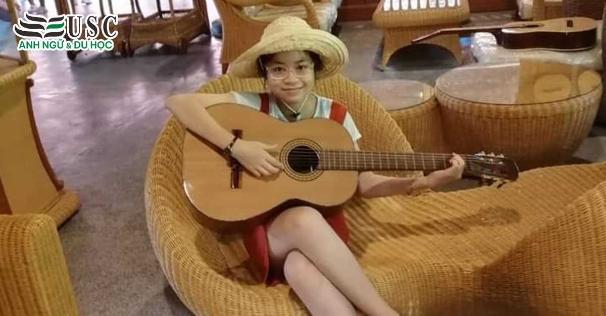 Thủ Khoa Tiếng Anh Trường Chuyên Trần Hưng Đạo: Thành Công Từ Đam Mê