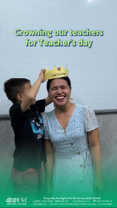 👑 Học viên USC trao vương miện ấn tượng cho quý thầy cô nhân Ngày Nhà giáo Việt Nam 20/11! 💌 Biệt danh như The Guiding Star, Master of Patience gửi gắm lời cảm ơn chân thành đến quý thầy cô đã luôn tận tâm vì học trò của mình.
